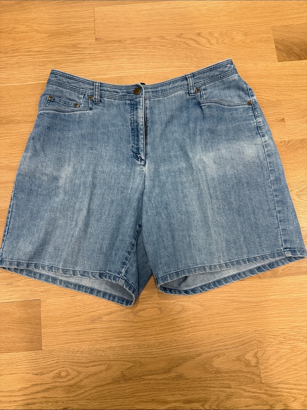 Talbots Classic Light Blue Denim Women's Shorts